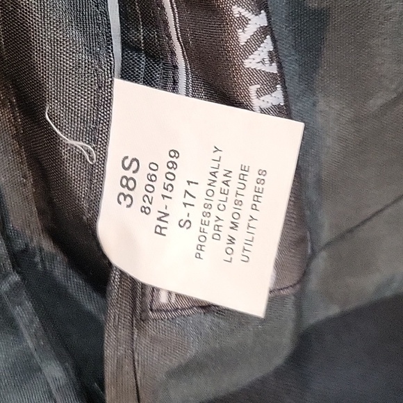 38S David Taylor Black Two Gold Buttons Blazer Mens - Picture 7 of 9